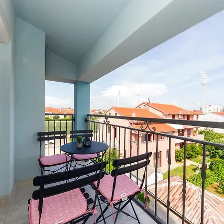 Maras Apartman *