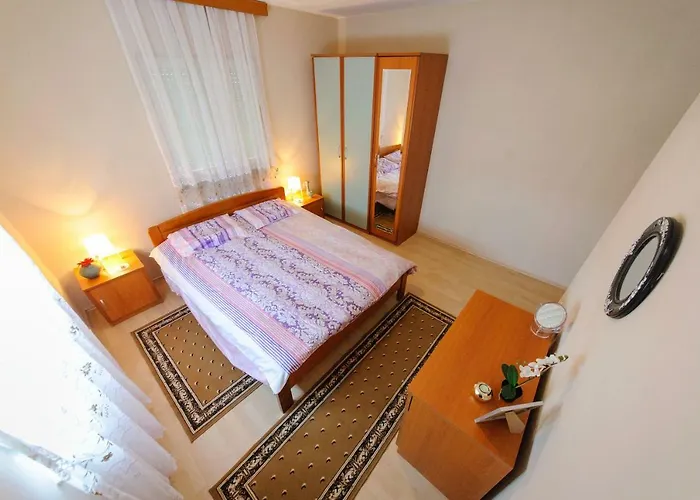 Maras Apartman
