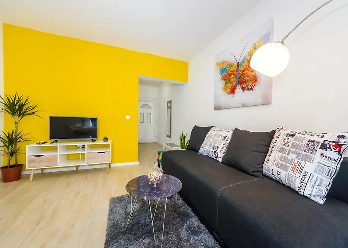 Maras Apartman *
