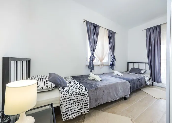 Maras Apartman